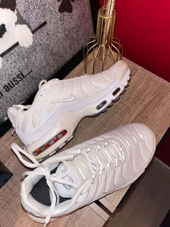 TN nike blanche