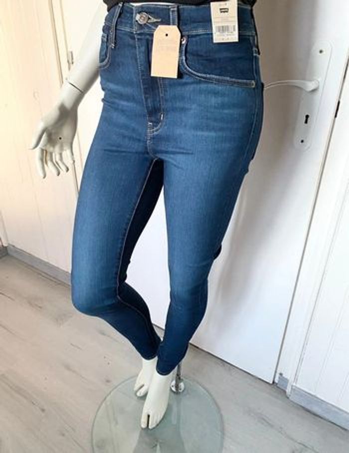 Jean Levi’s Mile High Super Skinny – Taille 27/32 – Bleu moyen – Neuf avec étiquette - photo numéro 6
