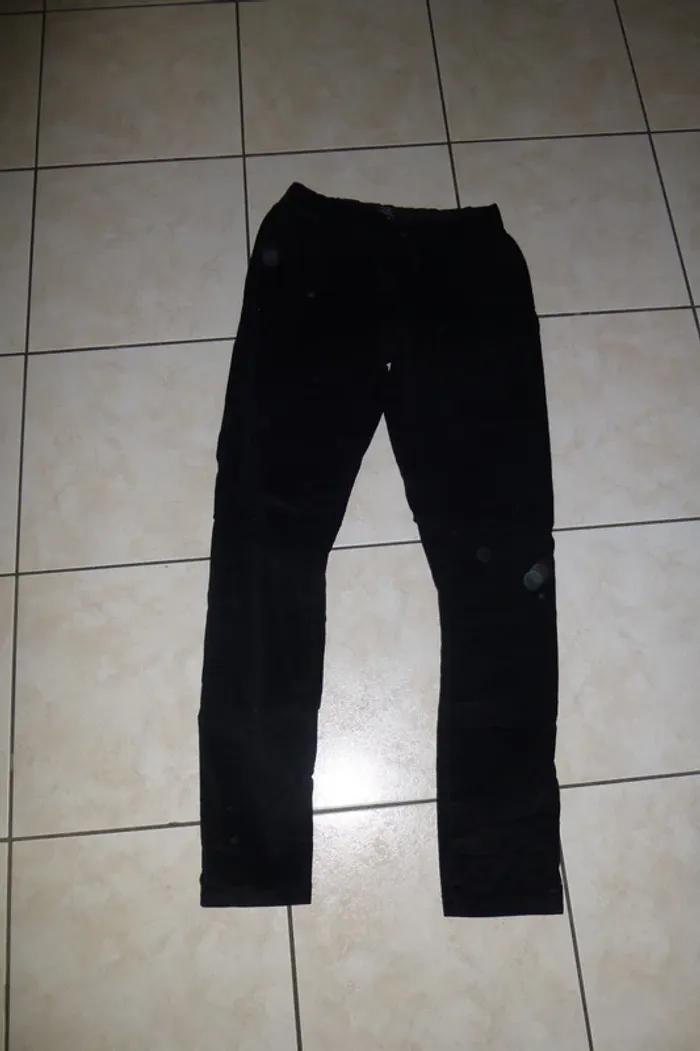 pantalon slim stretch noir velours taille 38/40 cecilia classics