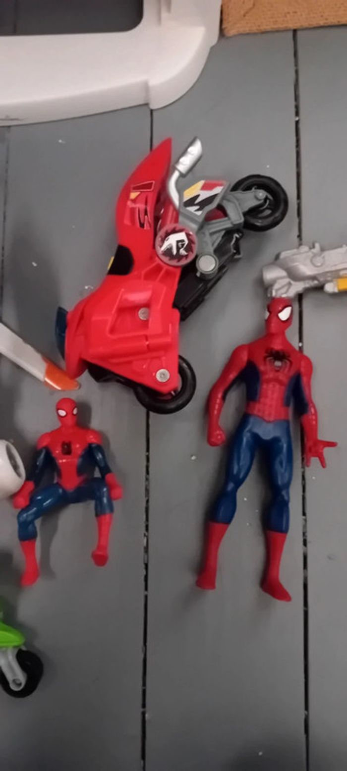 Lot de figurines diverses en bon état général - photo numéro 4