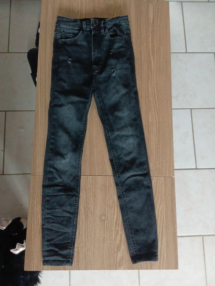 Jeans Taille haute Taille 32 Stradivarius - photo numéro 2
