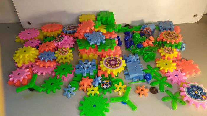 gros lot jeux d'engrenage et de construction '' funny cubes ''