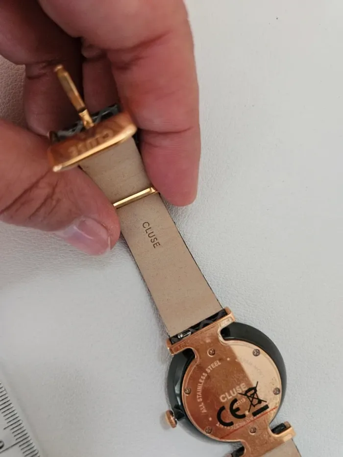 Montre Cluse noire - photo numéro 6