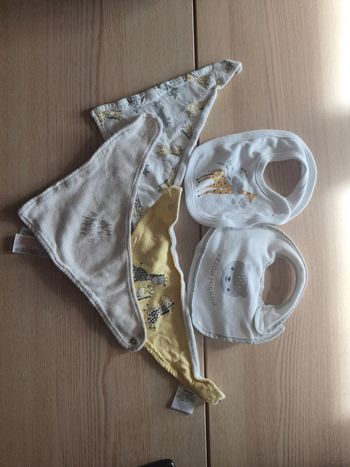 Bavoirs bébé toutes marques