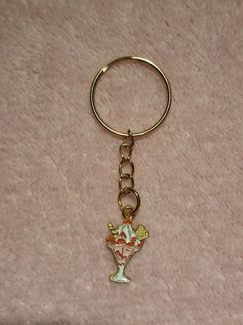 Porte clé crème glacée