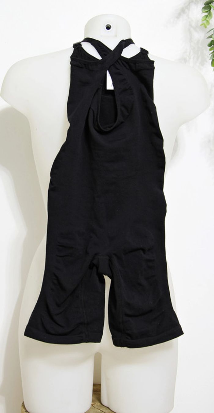 Combinaison noire pour femme taille M extensible - photo numéro 3