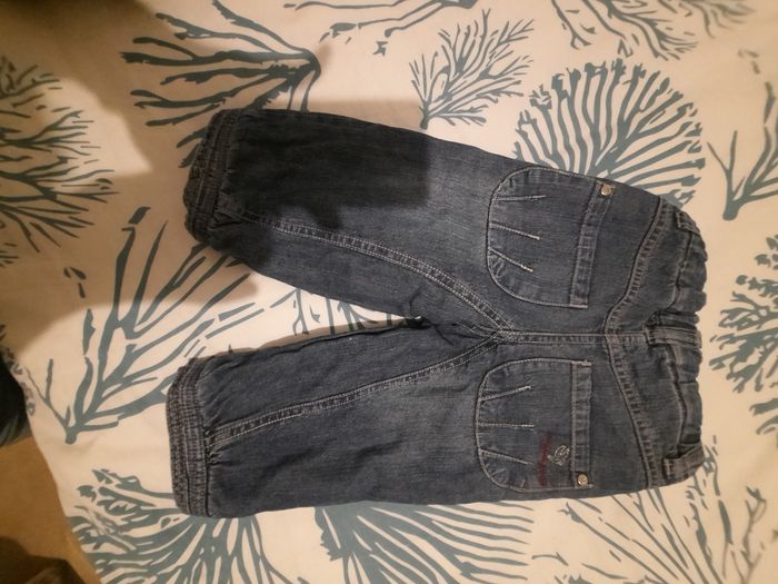 Vends pantalon bébé 6 mois - photo numéro 2