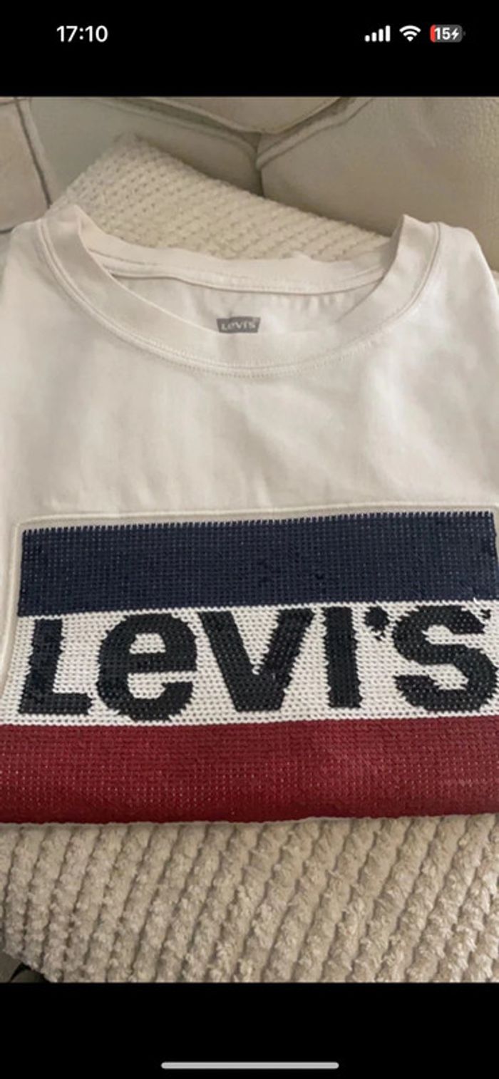 TEE shirt Levi’s taille XS - photo numéro 2