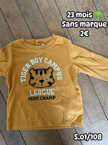 T-shirt 🍀 23 mois 🍀 Sans marque