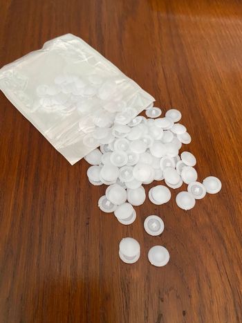 Lot 100 cache vis 11,5 mm