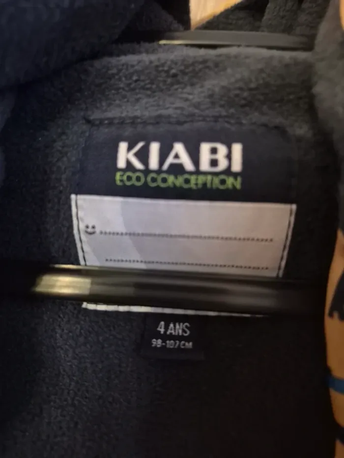 Doudoune kiabi taille 4 ans - photo numéro 2