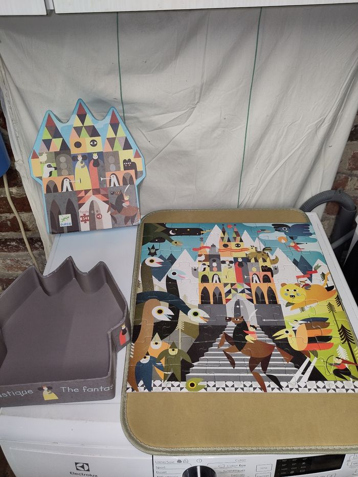 Puzzle Djeco "le château fantastique" 54 pièces