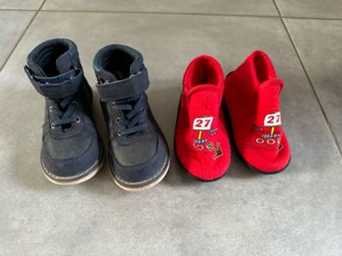 Chaussures et chaussons pointure 24