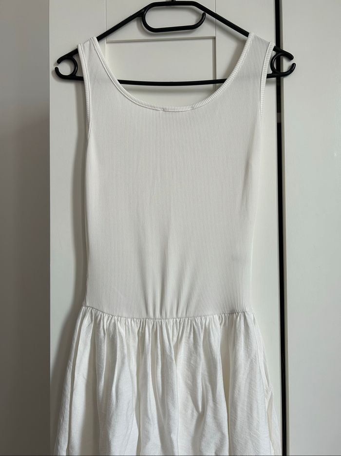 Robe blanche longue unie d’été Évasée Neuve New Collection Taille Unique - photo numéro 7