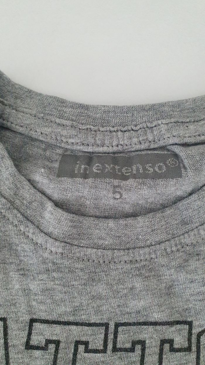 T shirt gris en 5 ans - photo numéro 3