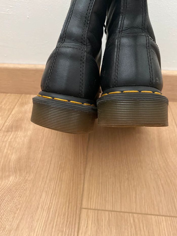 Dr Martens roses noires - photo numéro 6