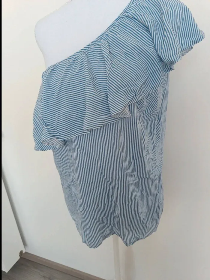 💙 Top asymétrique rayé Cache Cache – Taille 38 - photo numéro 5