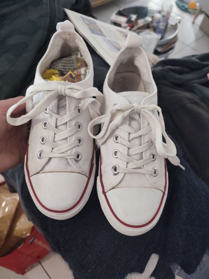 #kytie33chaussurefille. Basket taille 33