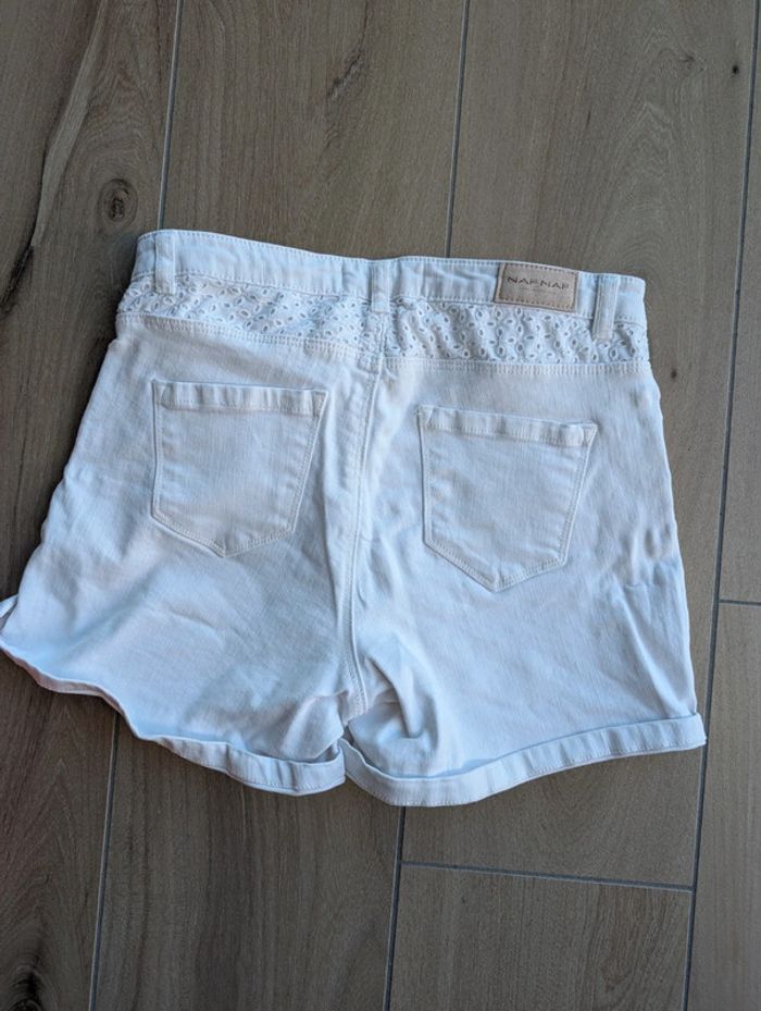 Short court nafnaf blanc taille 34 - photo numéro 3