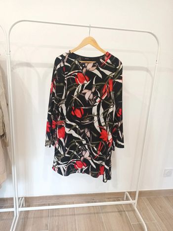 Jolie robe Vero Moda taille M neuve