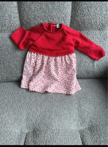 Robe pull rouge manches longues motifs cœur fond blanc Obaïbi neuf