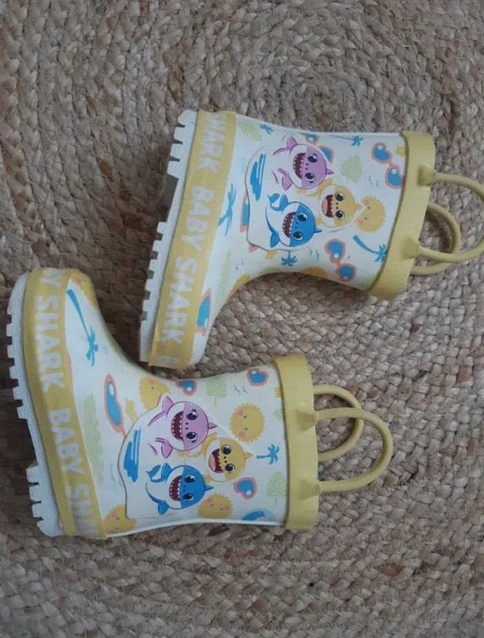 Bottes Baby Shark 19 - photo numéro 2