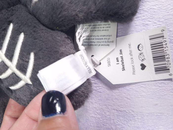 Peluche de collection Jellycat chauve souris retired Skelebat Jim bat halloween collection SKB3J - photo numéro 8