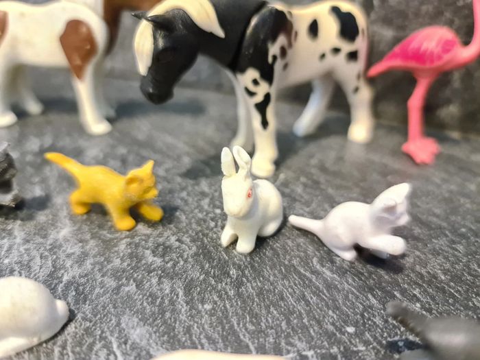 Playmobil lot animaux abîmés poneys chats lapins.. - photo numéro 5