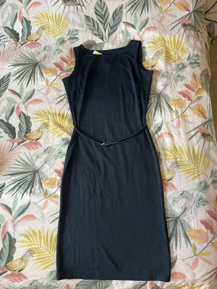 Robe moulante bleu marine