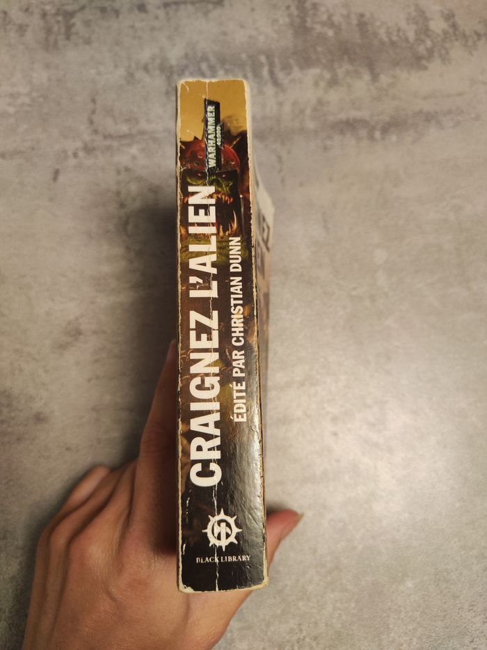 Livre craignez l'alien - photo numéro 3