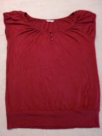 Tee-shirt Camaïeu Taille 3 (40) (réf perso CAR63)(familleac72)