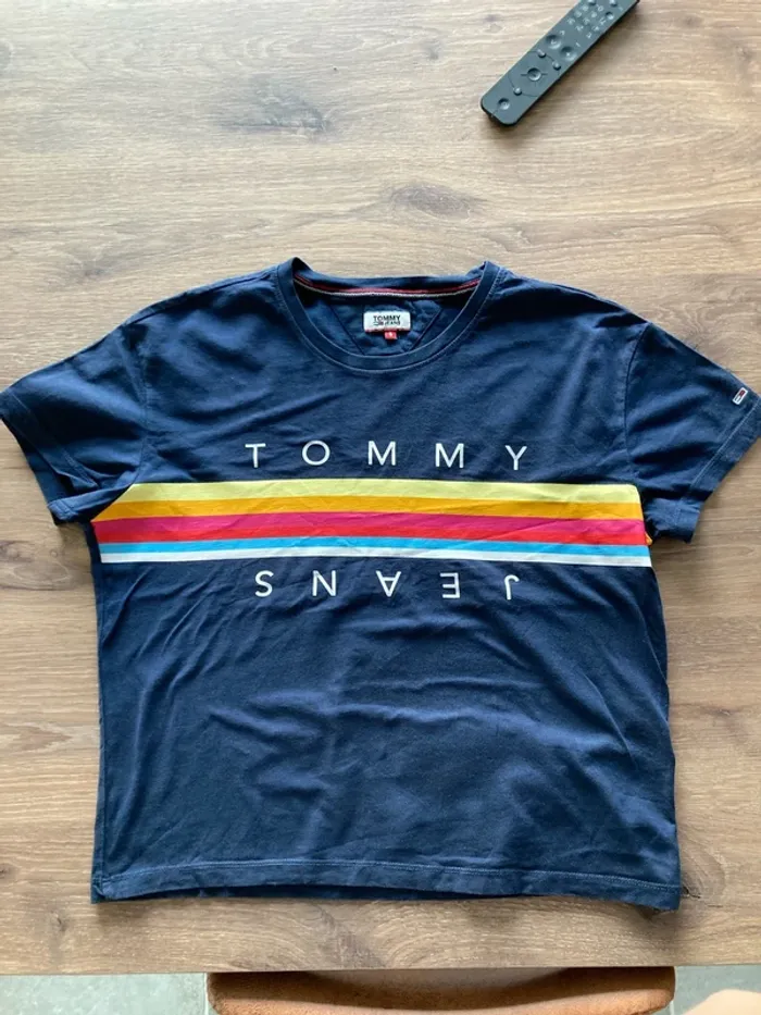 TEE shirt