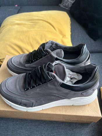 Baskets En Cuir Nubuck Anthracite emilioadani taille 40fr