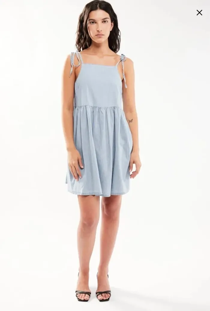 Robe patineuse en jean – ASOS – Neuve avec étiquette - photo numéro 5