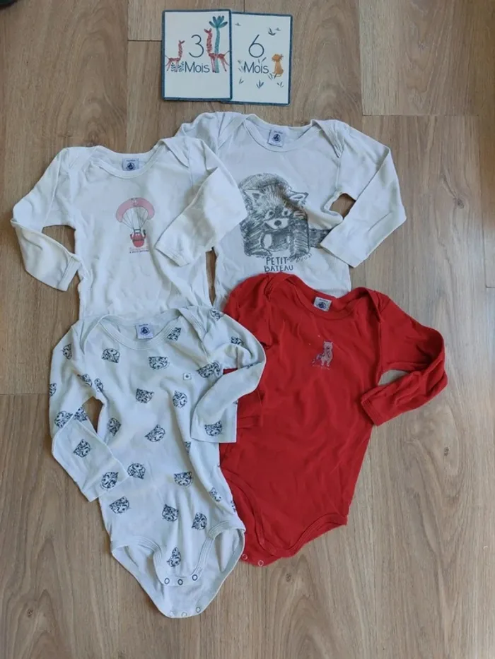 Lot de 4 bodies Petit Bateau 36 mois
