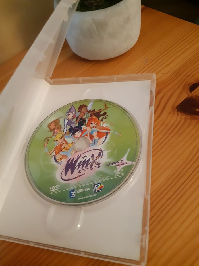 DVD winx club saison 2 numéro 5 - photo numéro 2