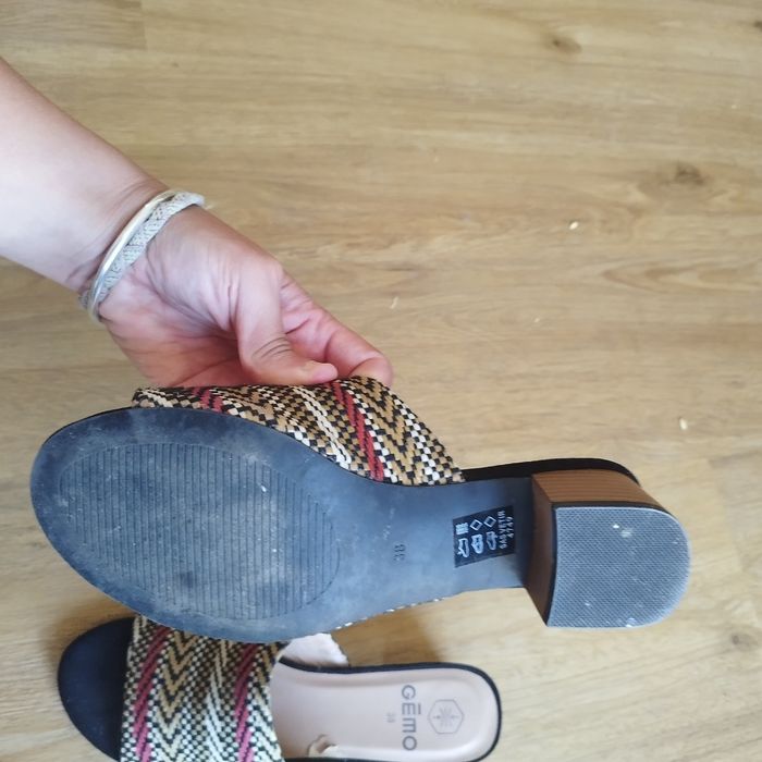 Magnifique sandales gemo a talons - photo numéro 6
