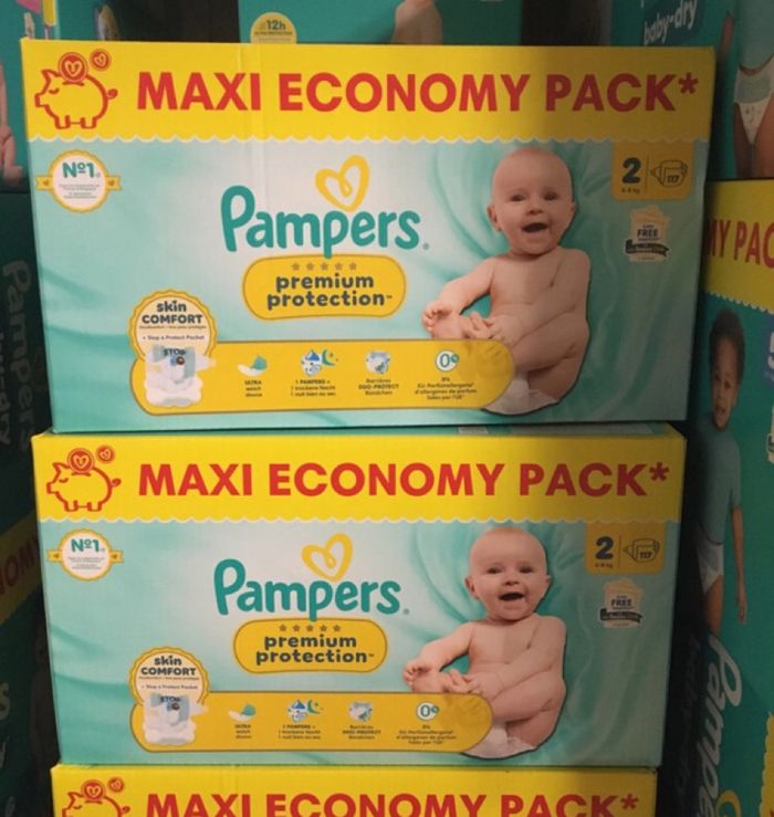 234 couches Pampers premium protection taille 2