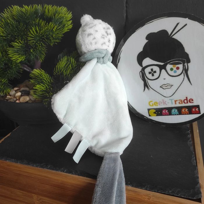 Doudou Panthère léopard des neiges blanc gris vert Léa Nattou Crocodile Vert - photo numéro 2