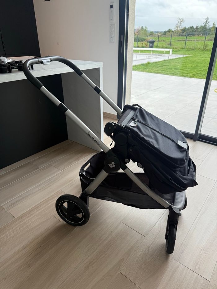 Trio maxi cosi poussette nacelle cosi isofixe - photo numéro 2