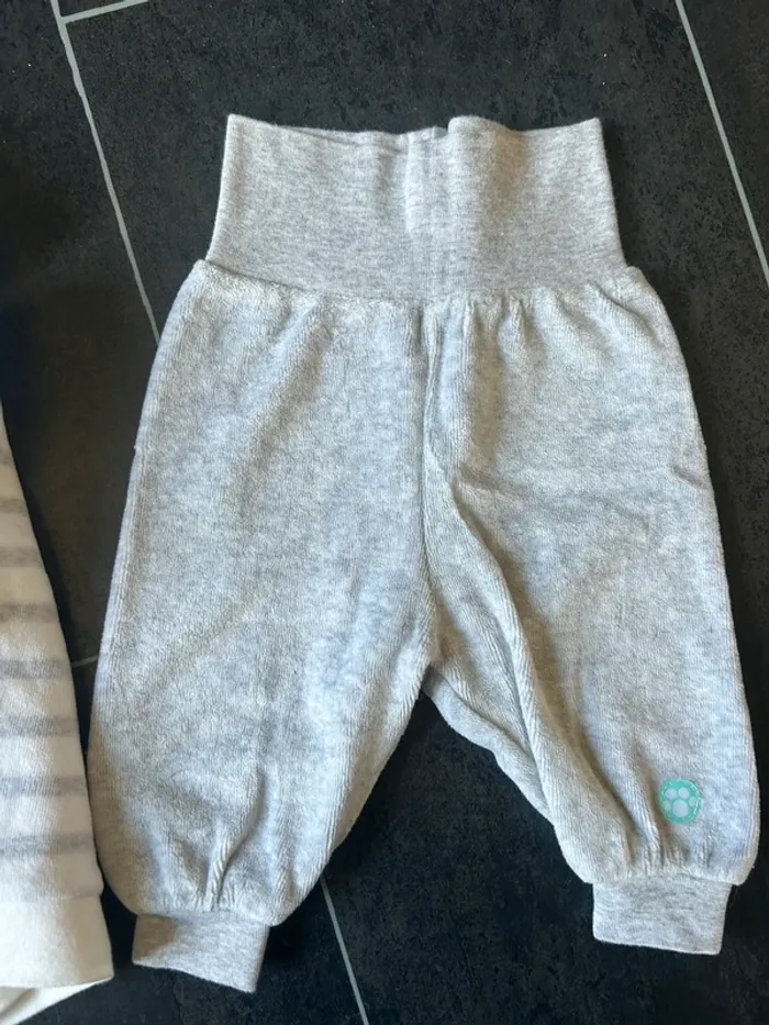 Ensemble bébé - photo numéro 3