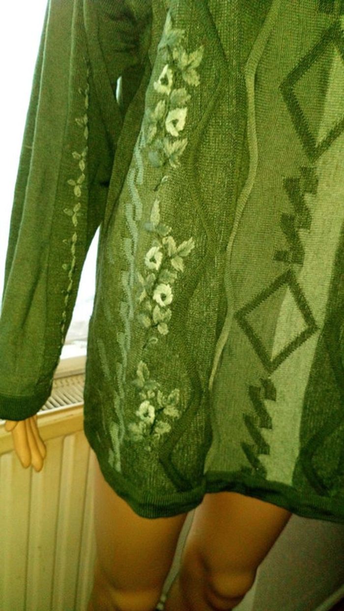 Pull  femme avec motifs - photo numéro 2