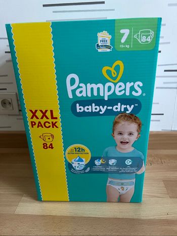 Couche Pampers Baby-dry taille 7 15+ kg 84 couches