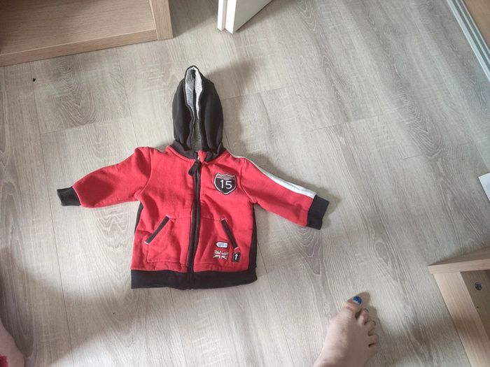 Gilet orchestra taille 6 mois