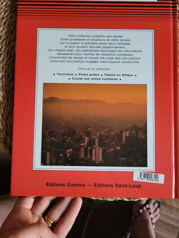 Pluies acides. A la une..A la une - photo numéro 3