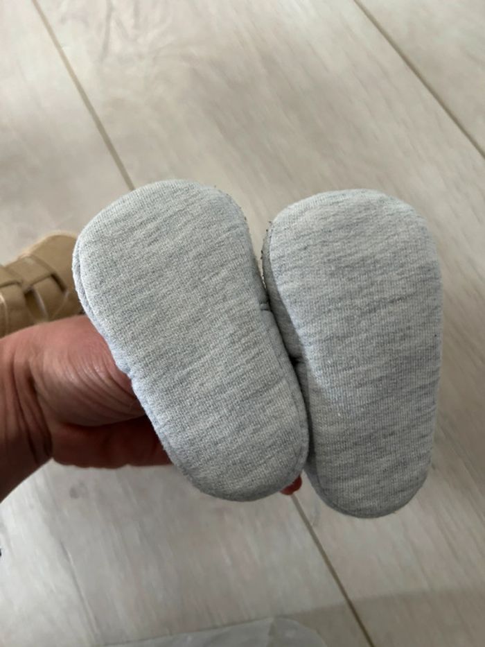 Chausson bébé - photo numéro 2