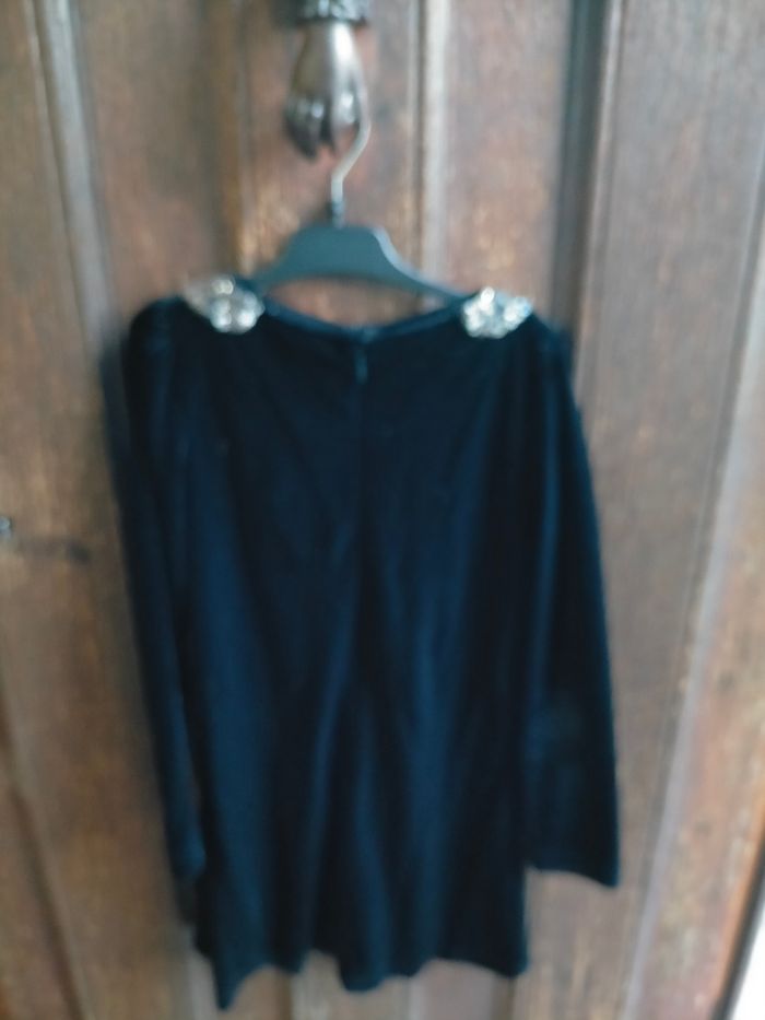 Superbe robe Billieblush 8 ans - photo numéro 4