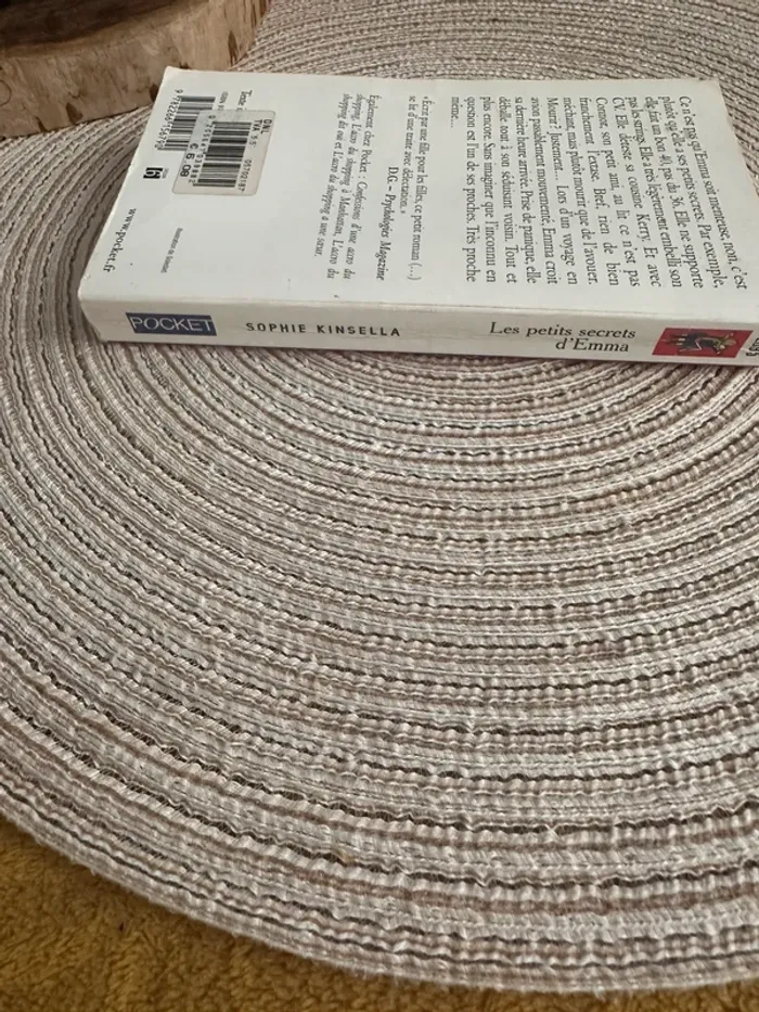 Livre Les petits secrets d’Emma - photo numéro 3