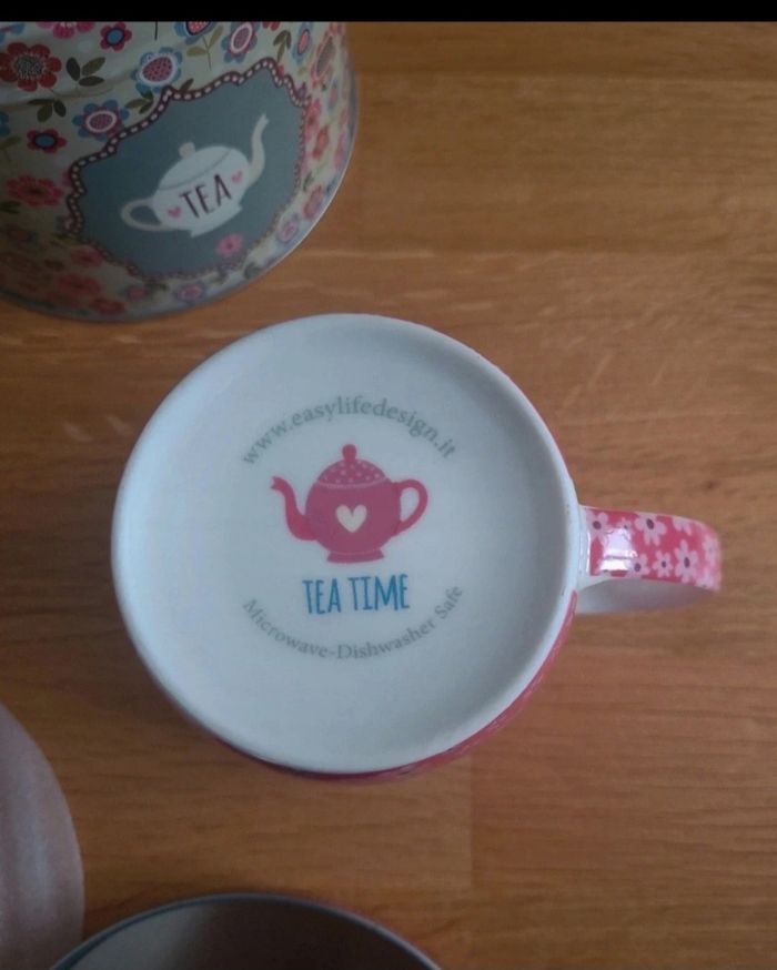 Tasse à thé neuve dans sa boîte métal - photo numéro 6
