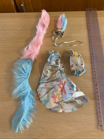 Barbie poupée Mattel cirque circus star tenue vêtements habits